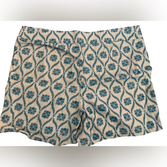 NWOT Ann Taylor LOFT Embroidered Floral Linen Riviera Shorts Size 14 - Picture 2 of 7